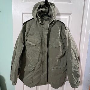 Splendid Collection Women’s Olive Tegan Utility Jacket.